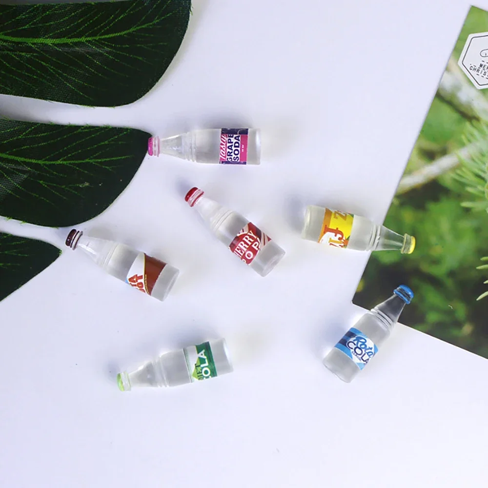6 pezzi 1/12 casa delle bambole in miniatura bottiglia di soda in resina mini bottiglia di bevande modello giocattolo per accessori casa di bambola decorazione ob11 bjd