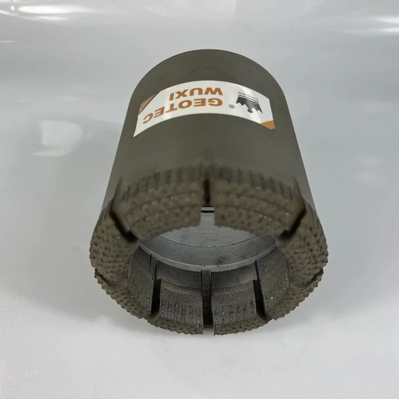 32 سعر لقمة مثقاب الصخور PQTT مجموعة سطح التفريغ الداخلي الجانبي لقمة الحفر الماسية لقمة التعدين الحفر الجيولوجية