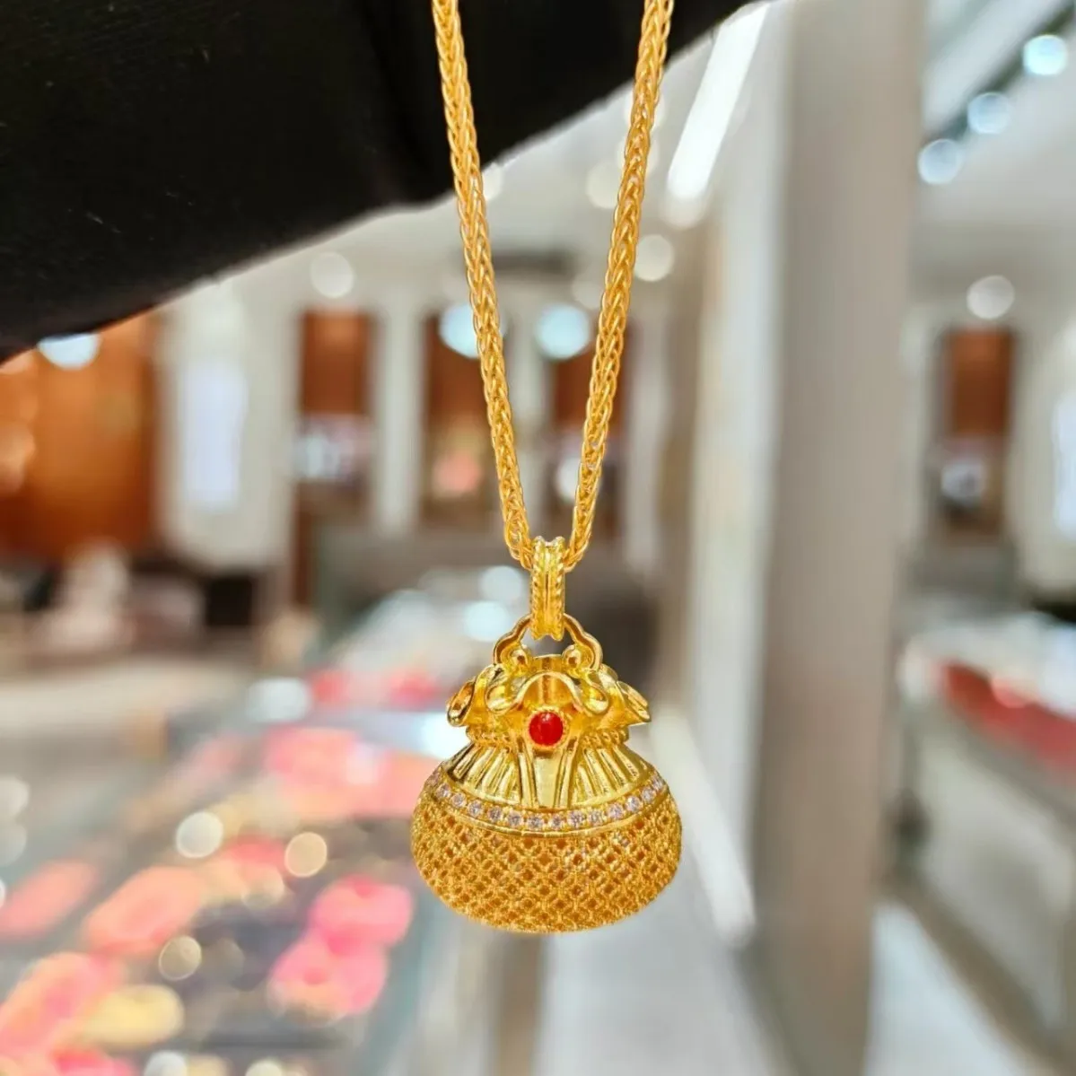 9999 24K real gold dot diamond small fortune bag pendant women's fashion hollow-out money bag pendant necklace