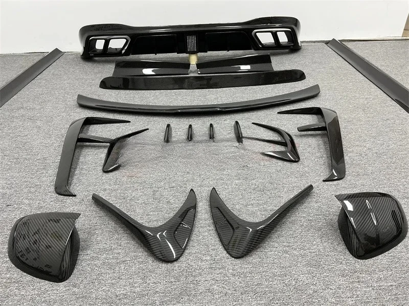 Car Accessories  Auto Bumper Dry Carbon Fiber Body Kit For Mercedes Benz S-Class W223 Front Lip Rear Lip Bumper