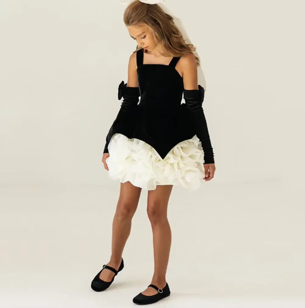 Abiti da ragazza di fiore neri Abito da ballo senza maniche con scollo alto o Guaina Abito da festa di compleanno Abito adorabile personalizzato