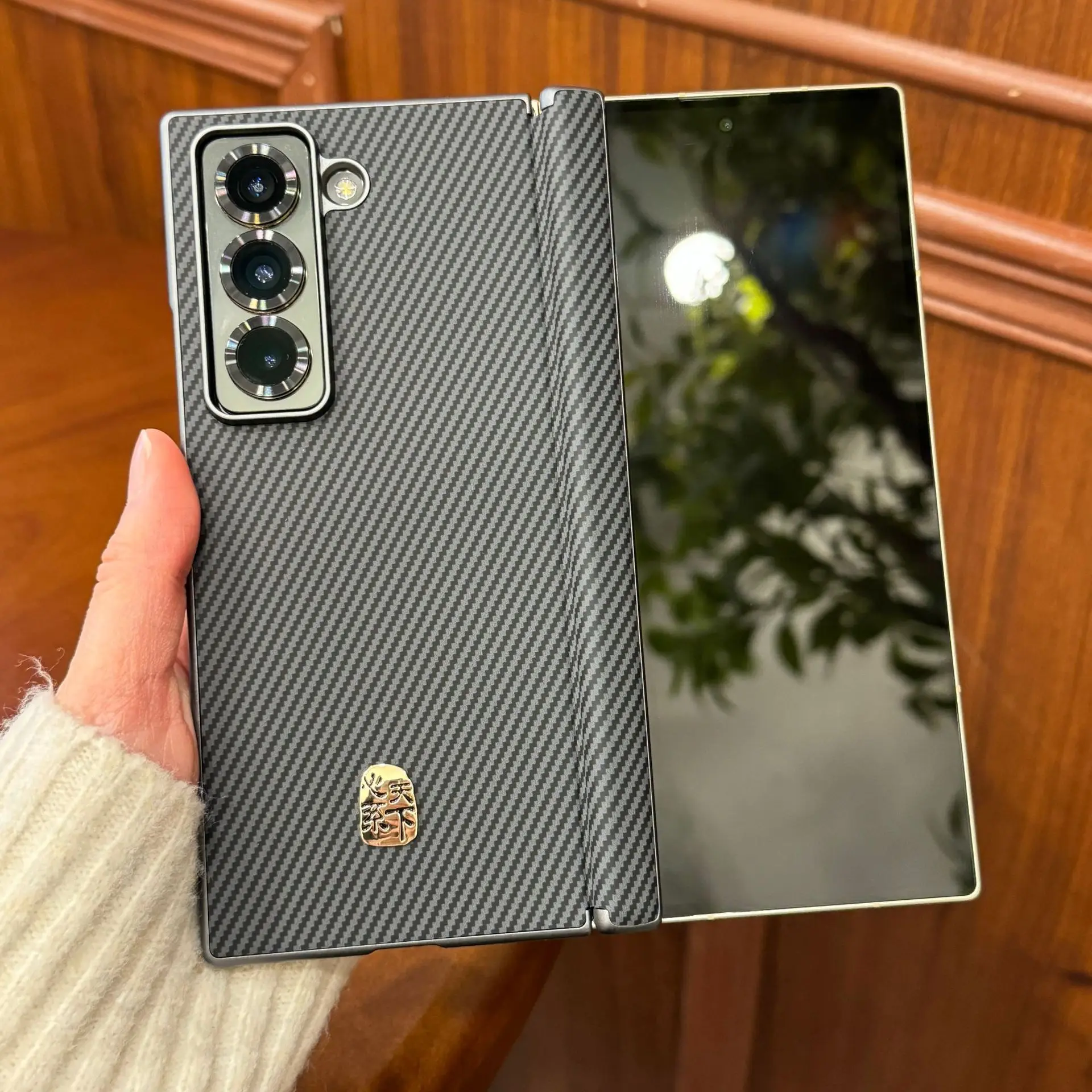 

For Samsung Z Fold7 Case Plain Leather Carbon Fiber Grain Center Axis Protection Lightweight Hard Case for Samsung W25 24 Fold6