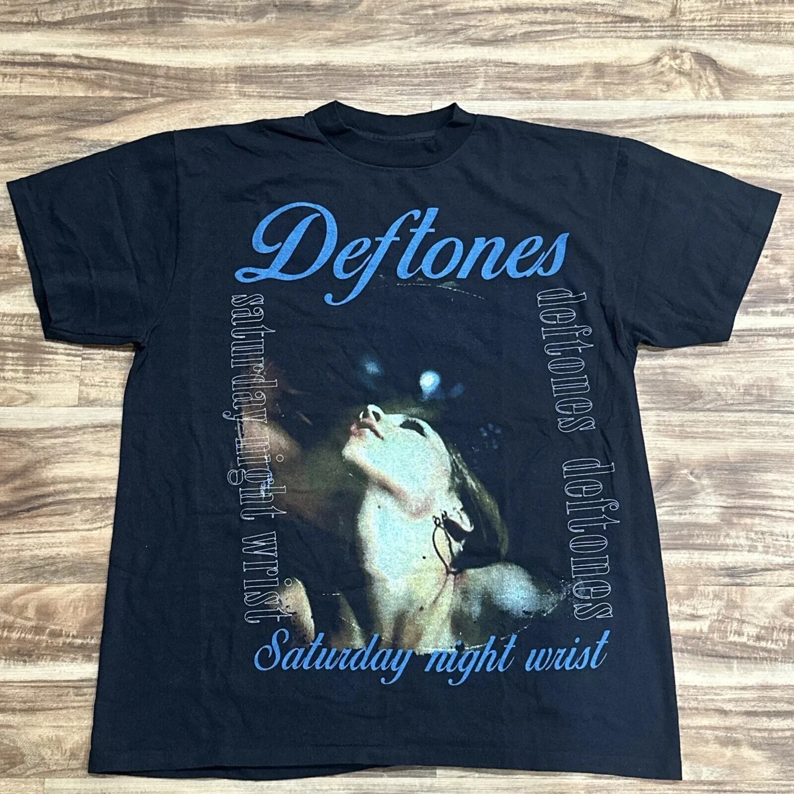 

DEFTONES винтажная футболка с субботней ночью на запястье, черная, репринт AN44778, негабаритная уличная одежда унисекс с графикой, эстетика в стиле ретро y2k