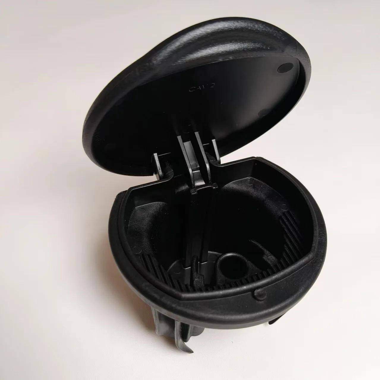 Fit for Jeep Grand Cherokee / Fiat Freemont Cup Area Ashtray2013 05108051AA