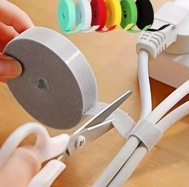 1pcsgraySelf-Adhesive Magic Tape Strap That Can Be Cut to Size, Featuring Strong Adhesive Properties for Organizing Cables. This Reusable Hook-And-Loop Cable Organizer Is Perfect for Tidying Up Wires for Computers And Electronic Devices. It'S an Essential