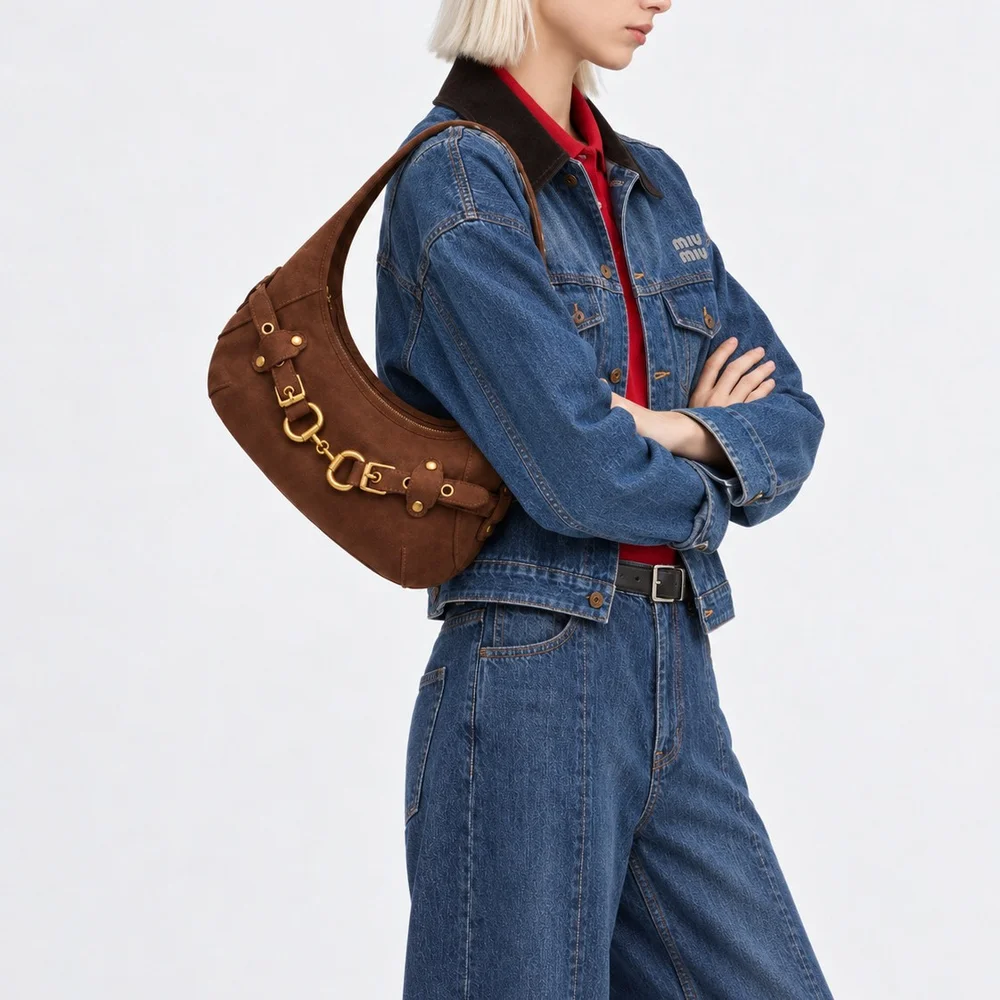 Vintage Niche Design Metal Buckle Suede Moon Bag 2026 New Faux Fur Crossbody Bag