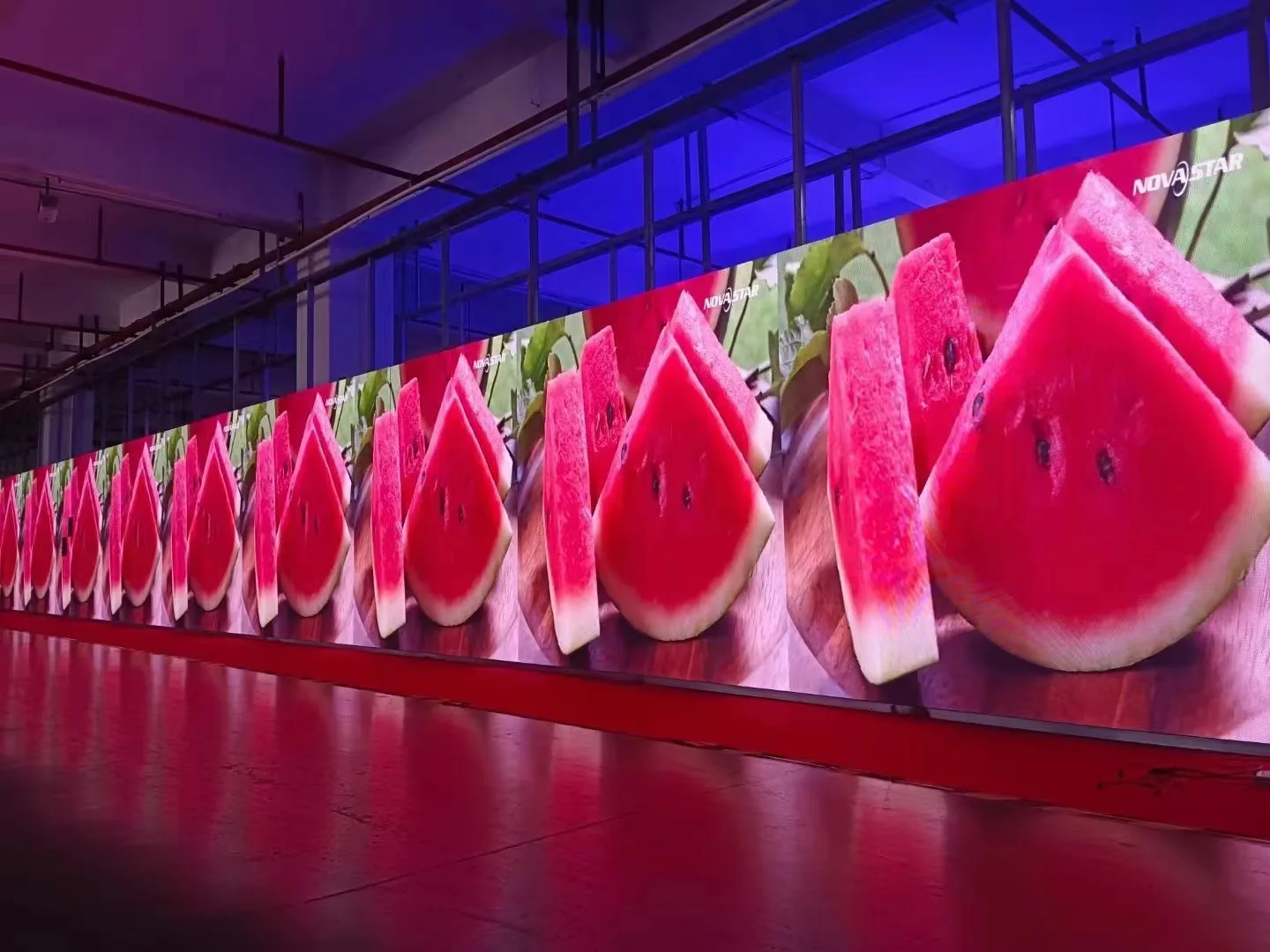 JL Outdoor P5 Full Color HD Publicidade Billboard Painel de alta precisão à prova d'água LED Tela de exibição de parede de vídeo para uso externo