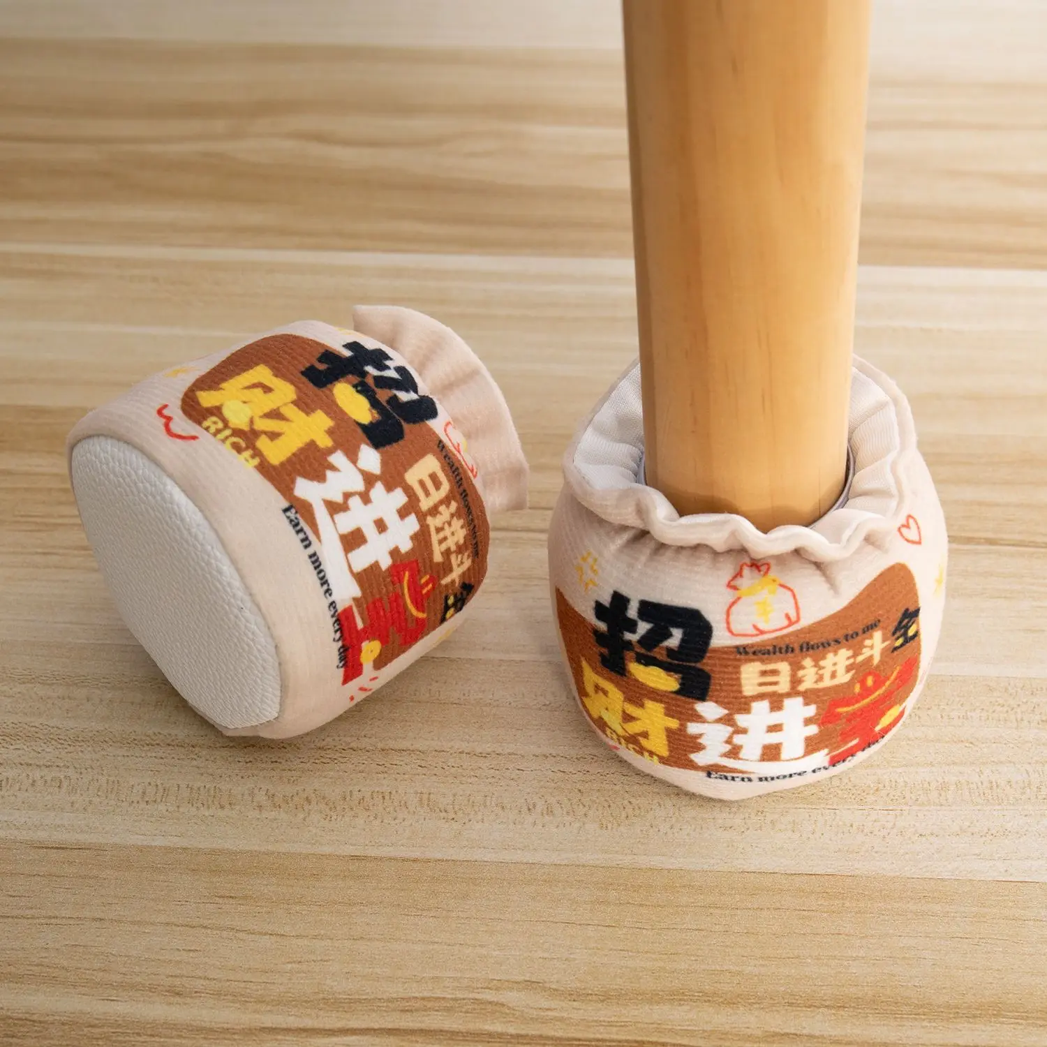 Thick Knitted Chair Leg Floor Protector Anti Scratch Furniture Feet Covers for Table Stool Sofa Hardwood Floor Noise Reduction