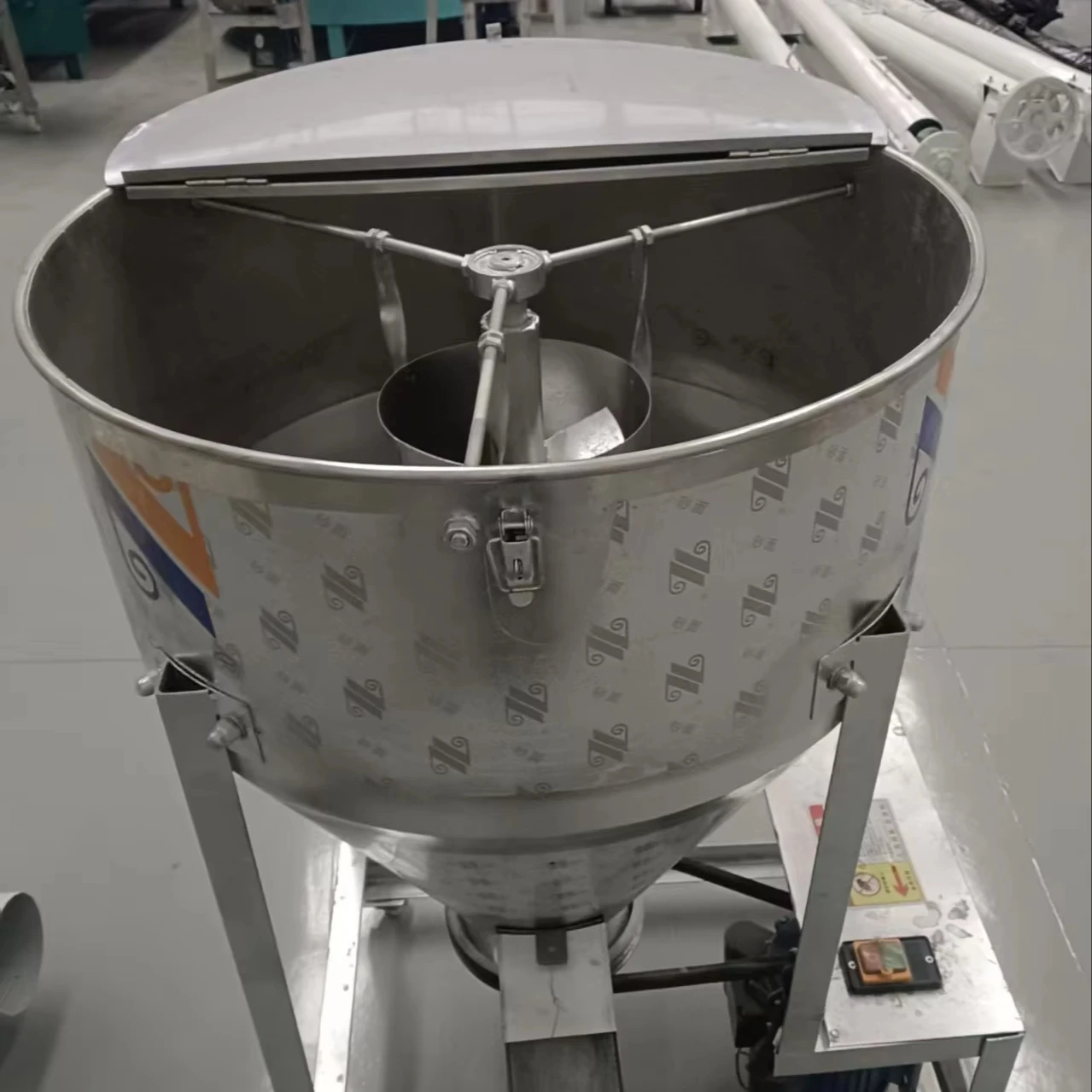 AIROW High Accuracy Cone Type Stainless Steel Feed Mixer With Electric Motor for Premix Powder and Micro Additives