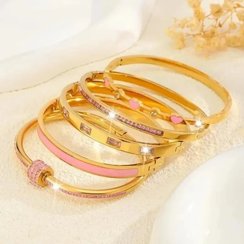 Classic Minimalist Pink Cubic Zirconia Heart Bracelet