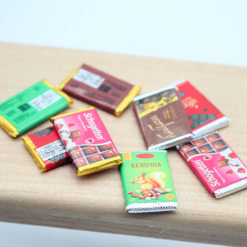 4pcs Chocolate Candy Snacks Model Miniatrue Dolls Food Mini Dollhouse Toys Pretend Play for Barbies Bjd Dollhouse Accessories