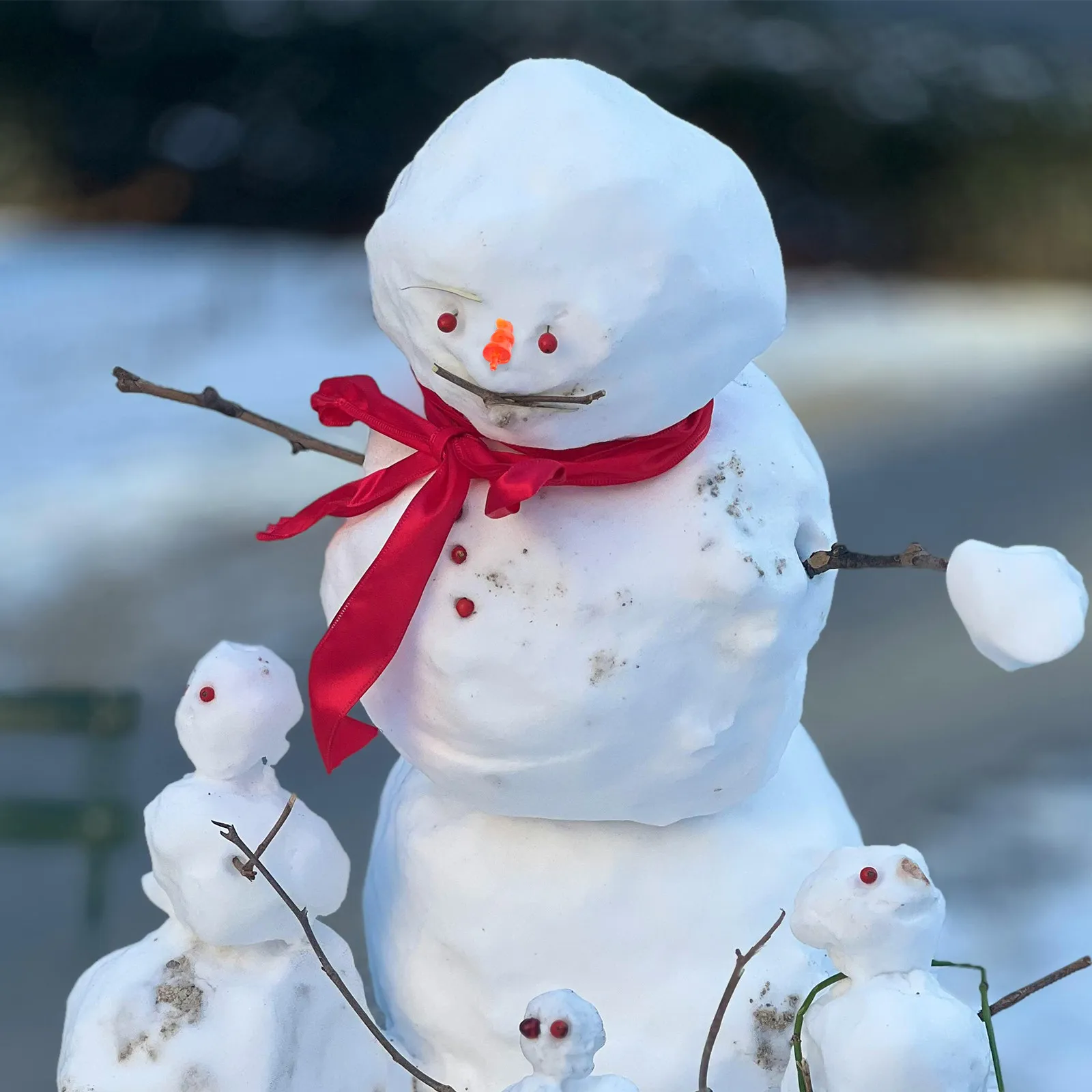 100Pcs Weather Resistant Orange Carrot Nose for Snowman Making Supplies Christmas DIY Decorations Snowman Ornament Craft Kit