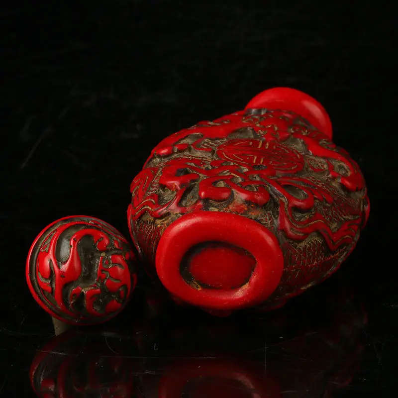EXQUISITE CHINA RED CORAL RESIN HAND CARVED PATTERN SNUFF BOTTLE