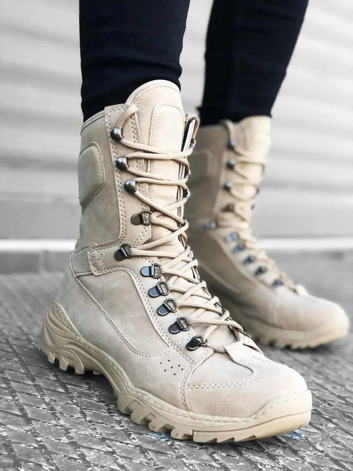 Men Boots Trekking Shoes Cream Winter Outdoor Hiking Boots Army Desert boot Mountaineering Hunting BootsTactical boots 2022