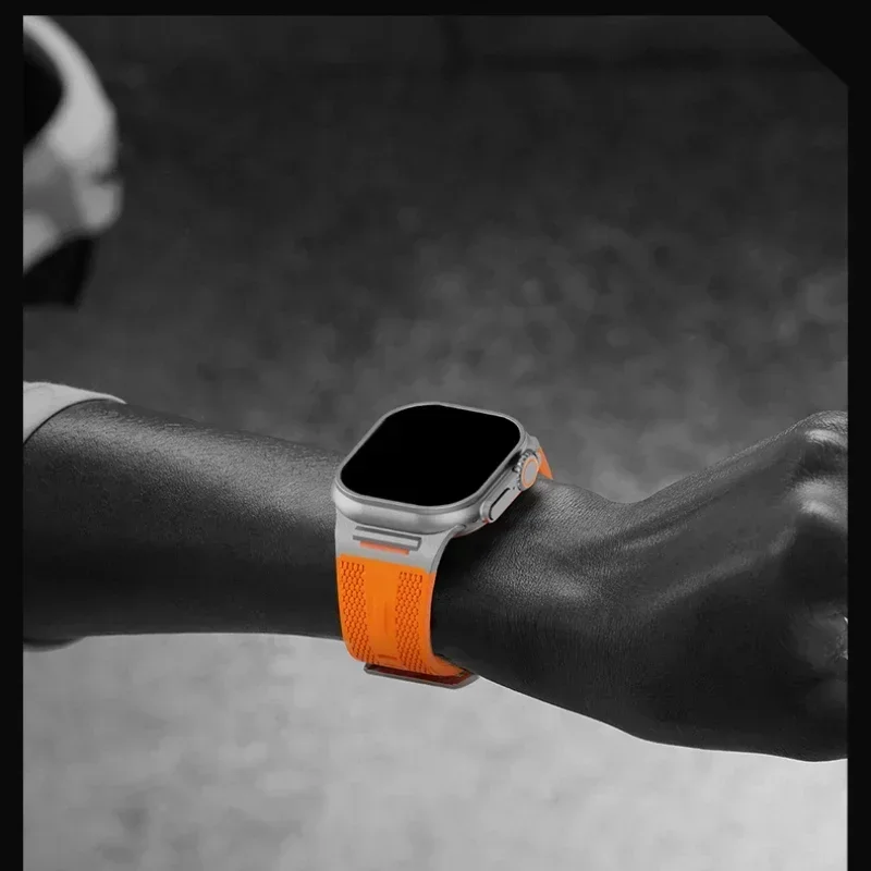 Correa de silicona para Apple Watch 46mm 42mm 44mm 40mm 41mm 45mm pulsera deportiva para iWatch Series 10 9 8 7 Se 6 5 4 Ultra2 49mm