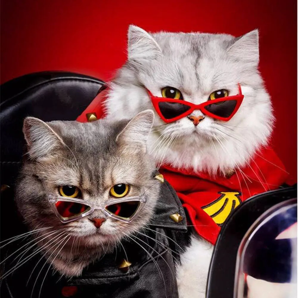 

Vintage Triangle Cat Sunglasses Reflection Eye Wear Glasses for Small Dogs Cats Puppy Kitten Photos Props Pet Accessories