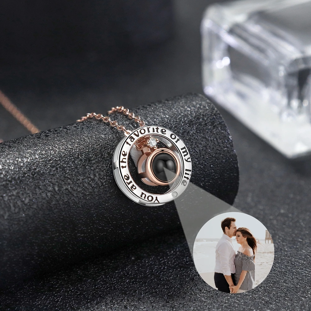 

Round Pendant Necklace for Women Men Custom Photo Projection Photo Necklace Girlfriend Birthday Personalized Gift Couple Jewelry