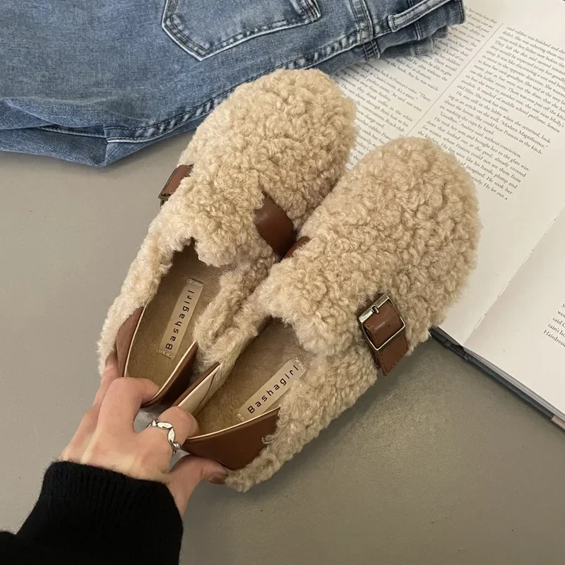 Women's Winter Plush Flat Shoes Outdoor Fashion Round Toe Warm Plush Loafers 2024 New Comfy Curly Sheep Fur Woman Cotton Shoes