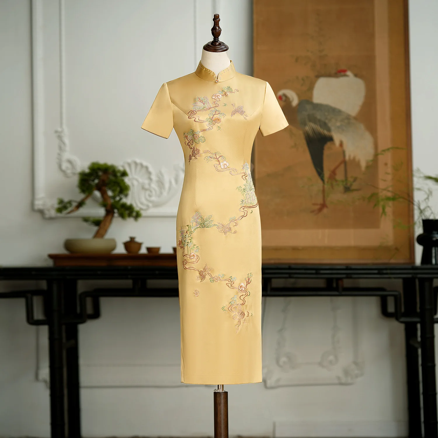 High Quality Real Silk Heavy Hand Push Embroidery Vintage Daily Cheongsam Qipao Women's Clothing Dress Ruyi HANAFUJI