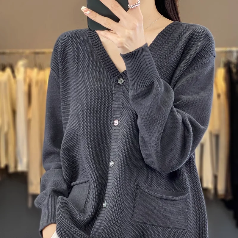 

New Knitted Cardigan for Women V-neck Loose Short Jacket Knitted Spring and Autumn Long-sleeved Temperament Sweater Thin