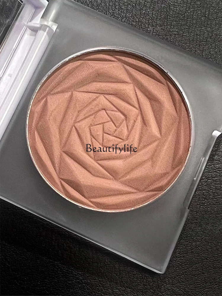 

Monochrome Blush Contractive Color Low Saturation Matte Fine Pearlescent Brightening Makeup