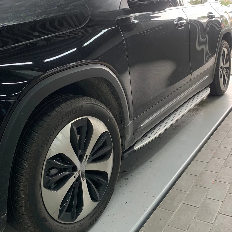 

Factory Auto Chassis Parts Running Boards Side Step GLB200 2020-2023