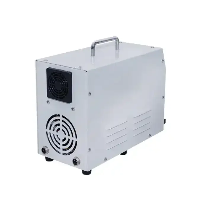 Crimpmaschine mit RJ45-Stecker