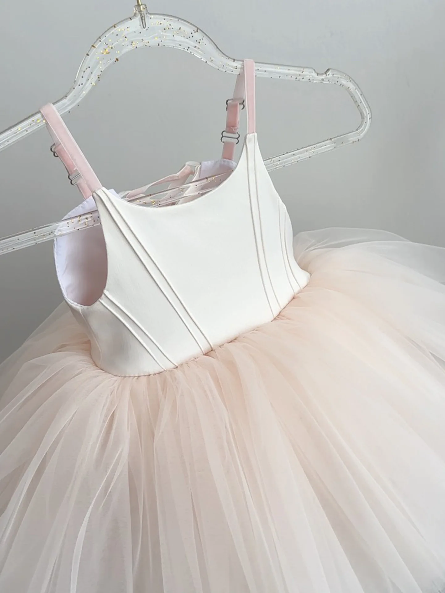 

Custom Flower Girl Dress Wedding Dress Birthday Party Dress Spaghetti Strap Tutu Ball Gown with Structured Bodice Adjustable