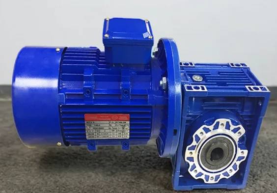 worm gear reducer can work long time in dreadful conditions and can be matched with 0.5-7.5 kw motor