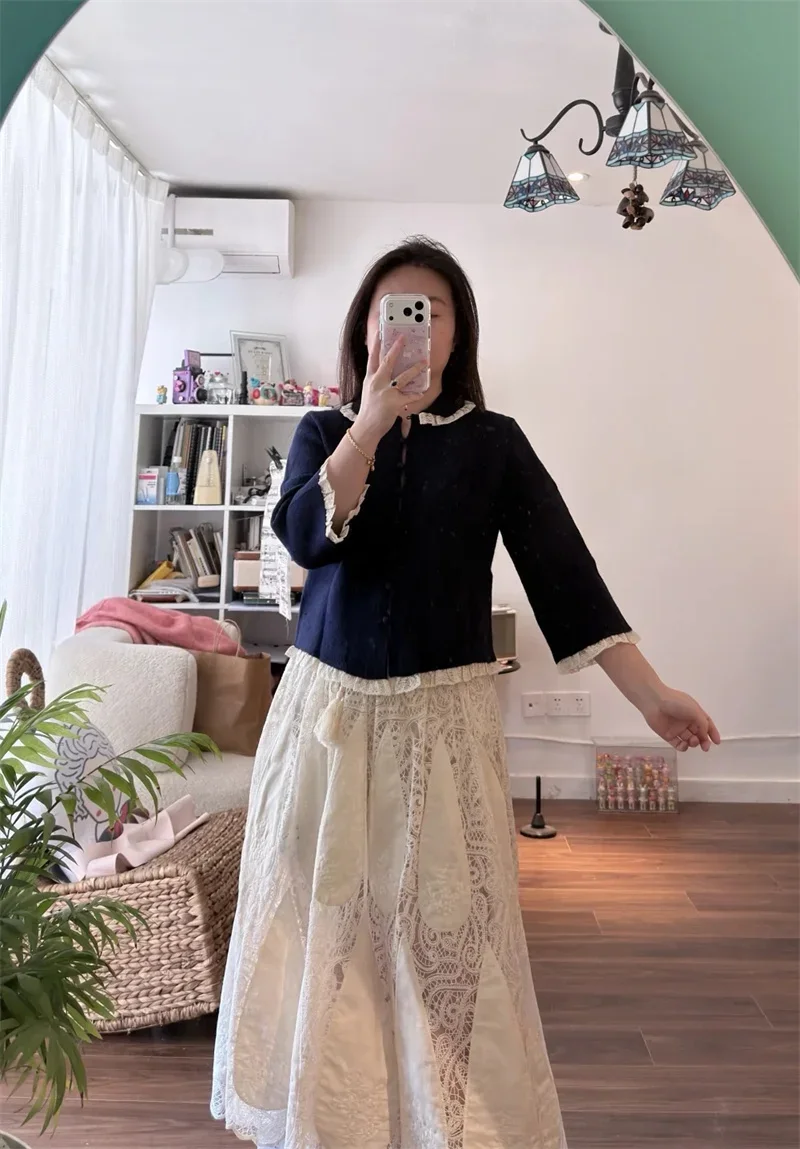 เสื้อคาร์ดิแกนไหมพรมผู้หญิงสำหรับฤดูใบไม้ร่วง แต่งลูกไม้ ปกปีเตอร์แพน ตัดต่อผ้า แขนยาว ติดกระดุม สไตล์ลำลอง เสื้อสเวตเตอร์ผู้หญิง เสื้อท่อนบนผู้หญิง