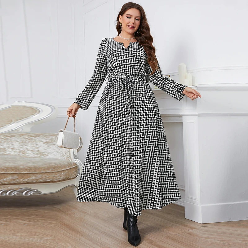 Della Mel Plus Size Dresses for Women 2022 Casual Vintage Print Black Long Sleeves Maxi Dress Elegant  Large Size  Party Dress