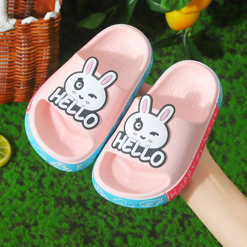 Zapatillas de verano para niños y niñas de 2 a 6 años, bonitos zapatos de animales de dibujos animados, toboganes de baño antideslizantes, Chanclas de suela suave para el hogar