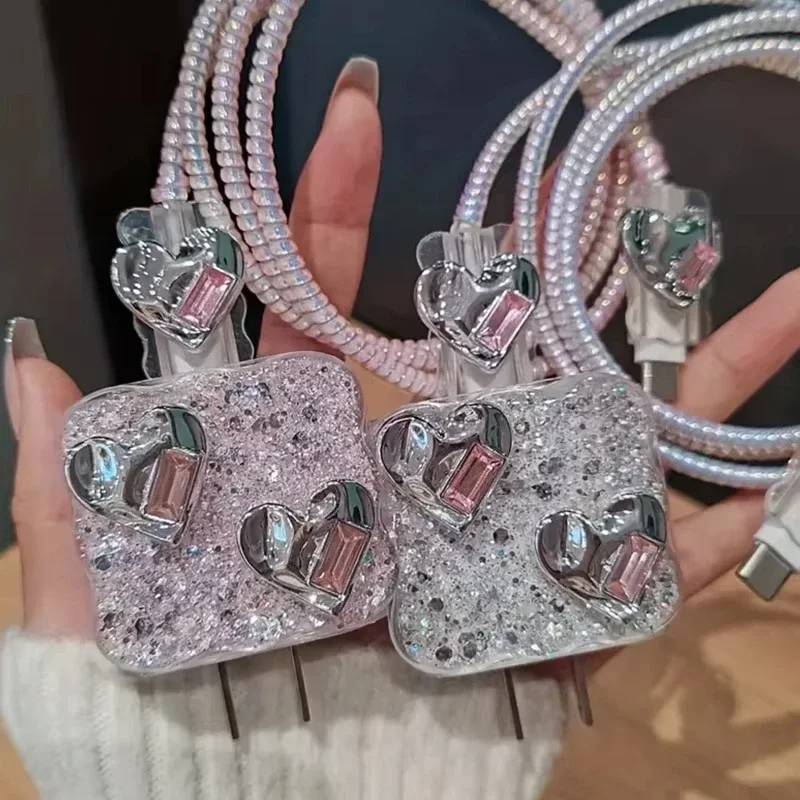 

Роскошный блестящий защитный чехол для зарядного устройства Love Heart для iPhone 16, 18 Вт, 20 Вт, защитные чехлы для зарядки, устройство для намотки кабеля для передачи данных, рукав