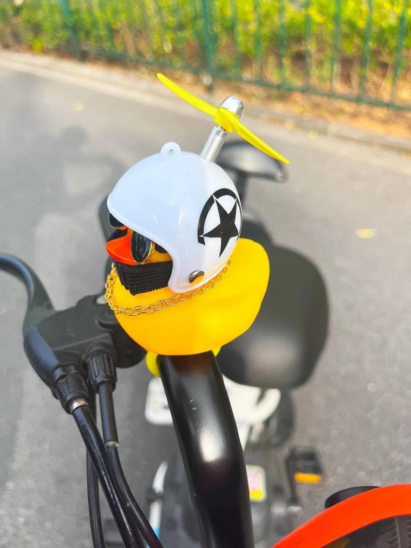 1pc Squeeze-To-Sound Bike Bell With Angel Wings Design Wind-Breaking Yellow Duck/ Dragonfly Helmet + Sunglasses + Necklace Set F