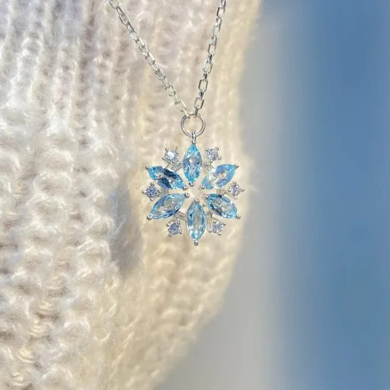 Fashion Blue Snowflake Flower Pendant Choker Necklace for Women's Zircon New Year Gift Party Festival Clavicle Chain Jewelry