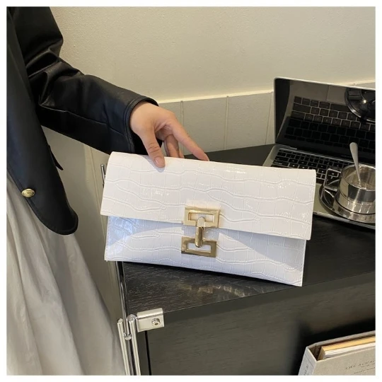 Golden 2023 Women Evening Bag Lady Party Banquet shoulder Bags Clutch Wedding Woman Handbag Hand Bag Girl Coin PU Envelope Purse