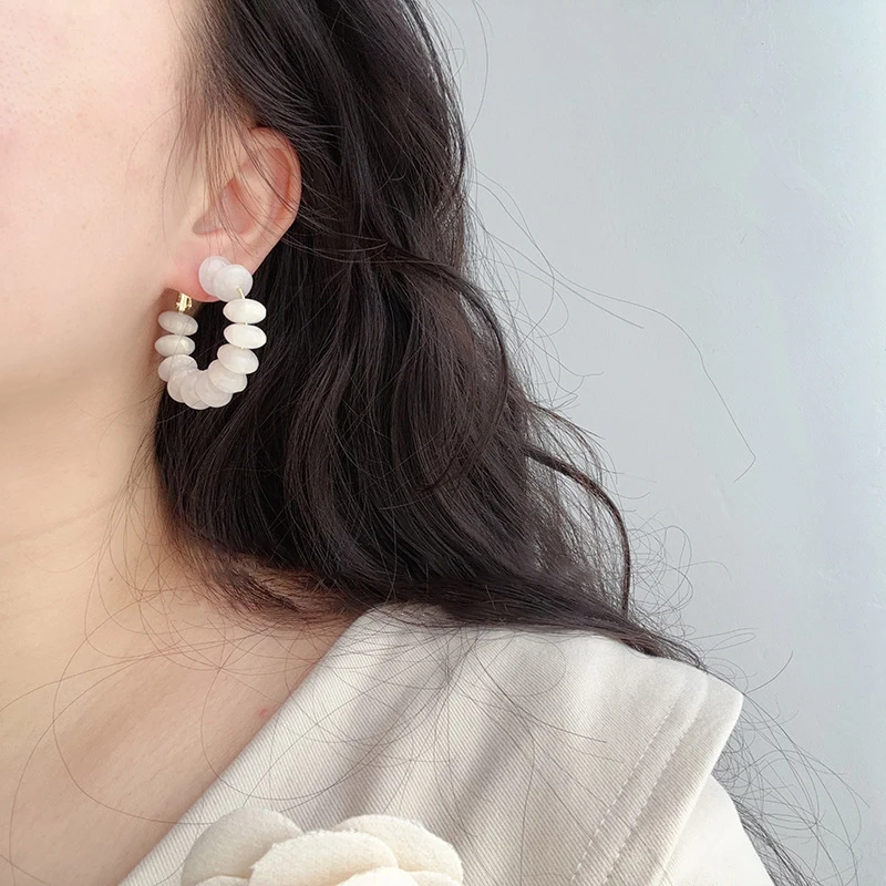 Unique Beads Round Earrings Cute Gradient-Colored Cat's Eye Beaded Hoop Earrings Wholesale Statement Jewelry Custom Packaging view 4