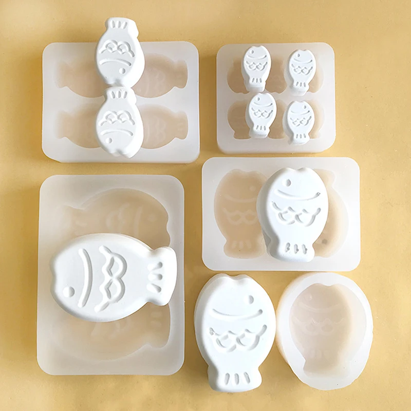 1pcs Cartoon Little Fish Snapper Roasted Cake Grinder Baked Silicone Rice Cake Mold Soap Mold Gypsum Aromatherapy