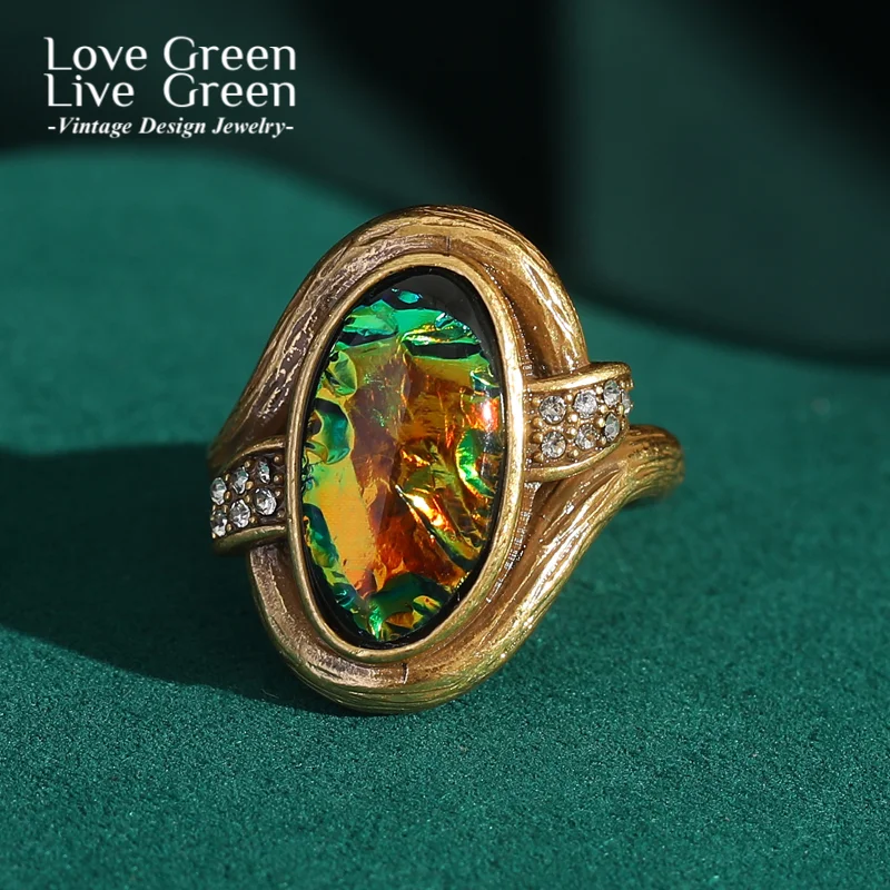 

Vintage Opal Rings Woman Antique Shell Antique Gold Color Oval Luxury Quality Jewelry Wedding Rhinestones Retro Accessories