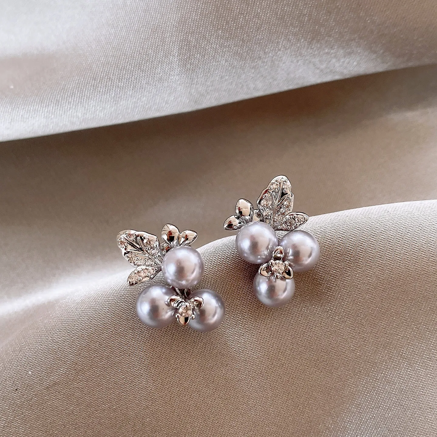 Pearl Earrings Silver Micro Set Grape Purple Studs for Women Classic Glamorous Sparkly Jewelry Evening Party Winter Date