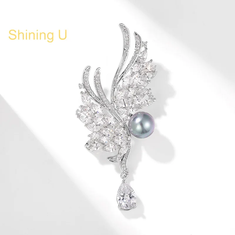 

Shining U Zircon Gems Shell Pearl Wing Brooch for Women Men Fashion Accessory Gift