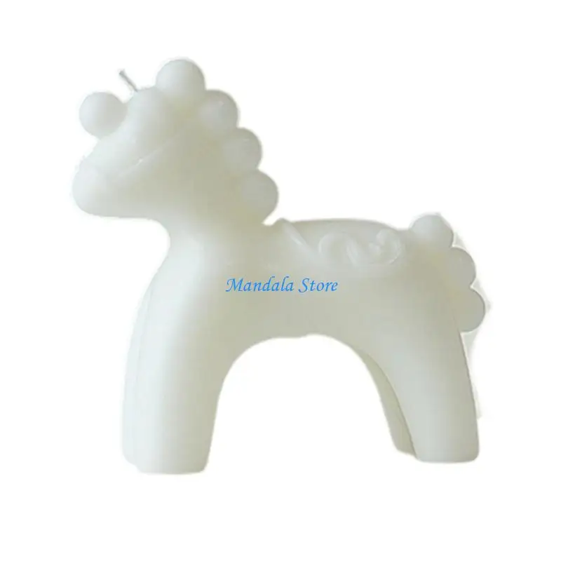 U2JC Decorative Horse Figurine Scented Desktop Accessory For Christmas Newyear
