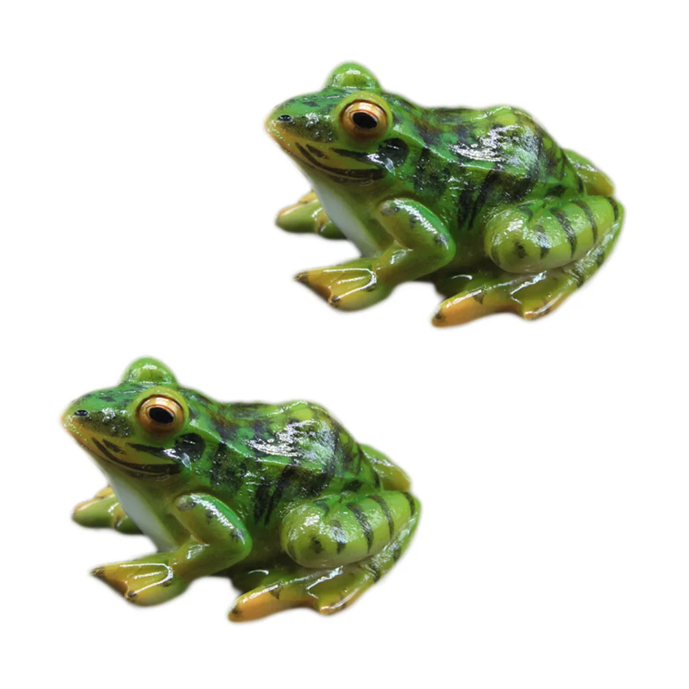 

2 Pcs Simulation Frog Courtyard Adornment Toys Animals Outdoor Garden Decor Resin Frog-Shape Decors