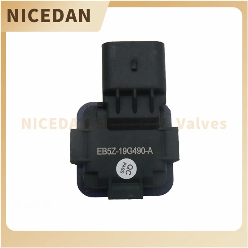 New Parking Distance Monitor Reversing Camera For Ford Explorer U502 Police Wholesale Auto Parts BB5Z-19G490 EB5Z-19G490-A view 4