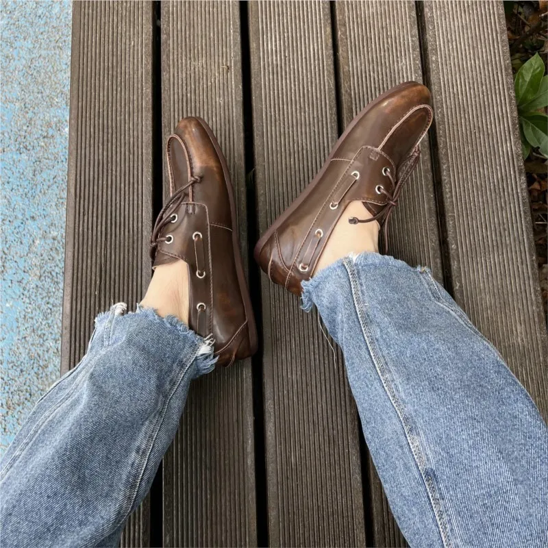 Dilalula 2025 Classic Genuine Leather Boat Shoes Women Round Toe Cross Tied Flats Ladies Walk Pumps Female Leisure Retro Shoes