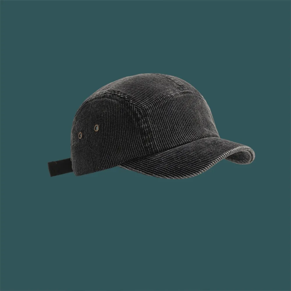 

Versatile Baseball Cap Japanese Style Retro Sports Hat Short Brim Solid Color Five-panel Cap Winter Autumn Spring for Men Women