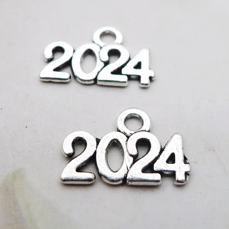 50pcs Régiség Ezüst- plated 2024 2025 Bűvölet diy ékszer Gyártás Cinkostárs Műsorszám Év charms 9mm*14mm