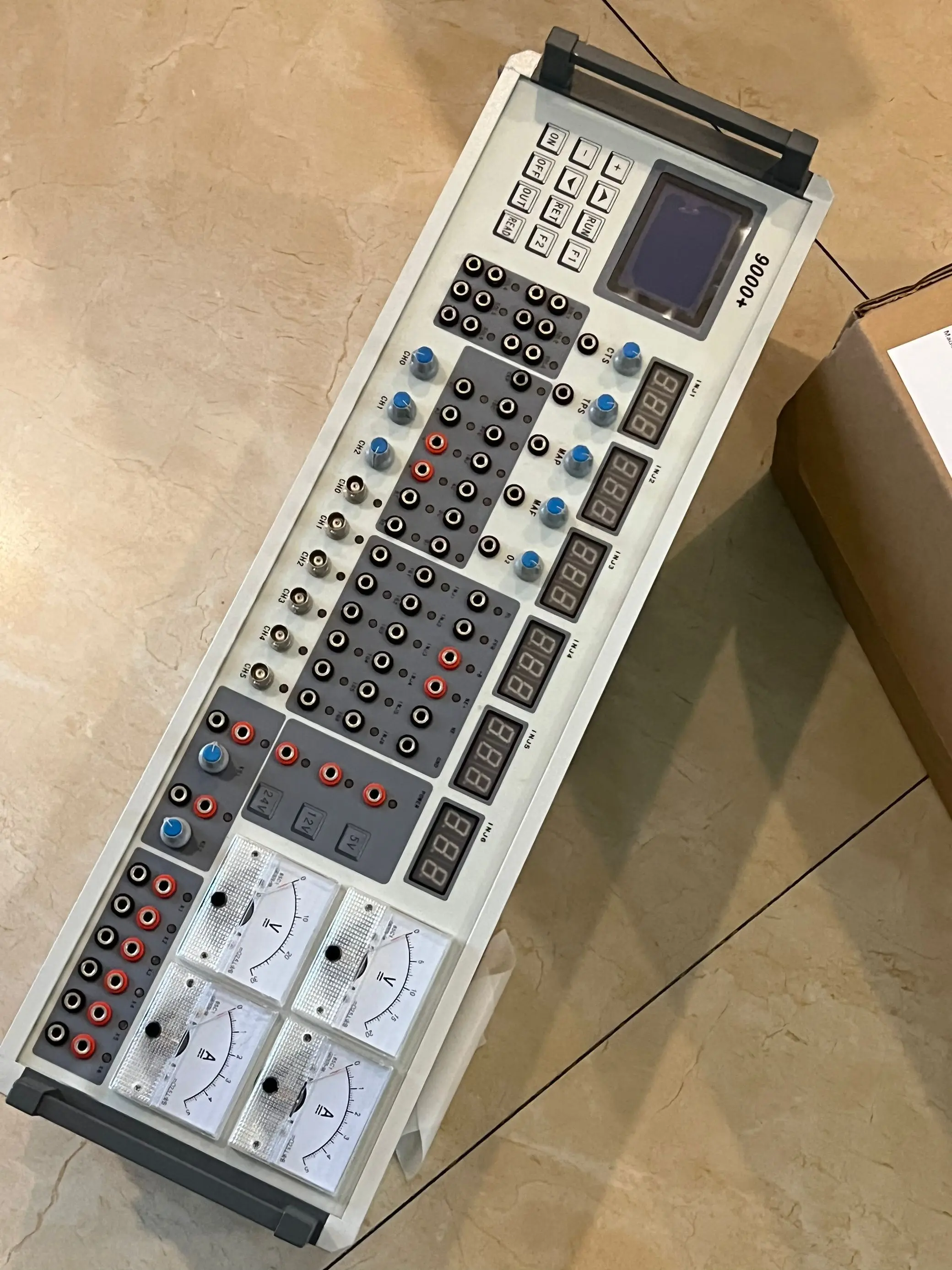 

Ecu Tool Mst 9000 Симулятор автомобильного датчика сигнала работает для всех автомобилей 2-летняя гарантия