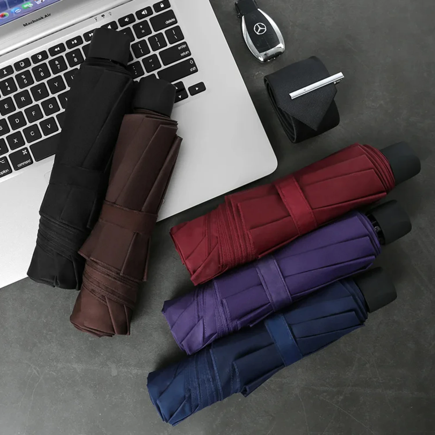

Super Light 8 Bone Hand Open Solid Color 3 Folding Foldable Men Women Business Reverse Rain