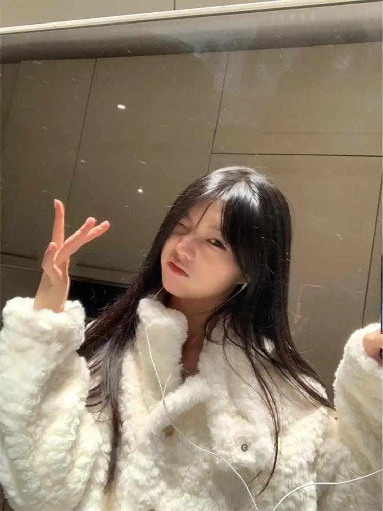 

Lamb Wool Jacket Chainsaw Woman Aesthetics Focused Visual Appeal Artistic Design Beauty Pattern Attractive Look Pleasing Style